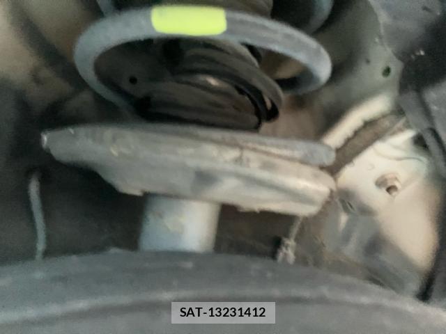 Toyota WISH 2010-02 8279844-5