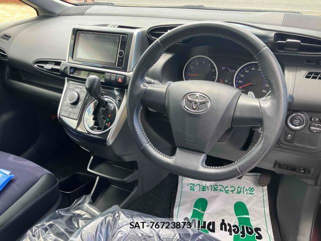 Toyota WISH 2013-06 8282552-16
