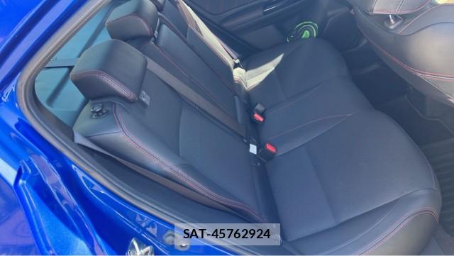 Subaru WRX S4 2018-02 8280902-6