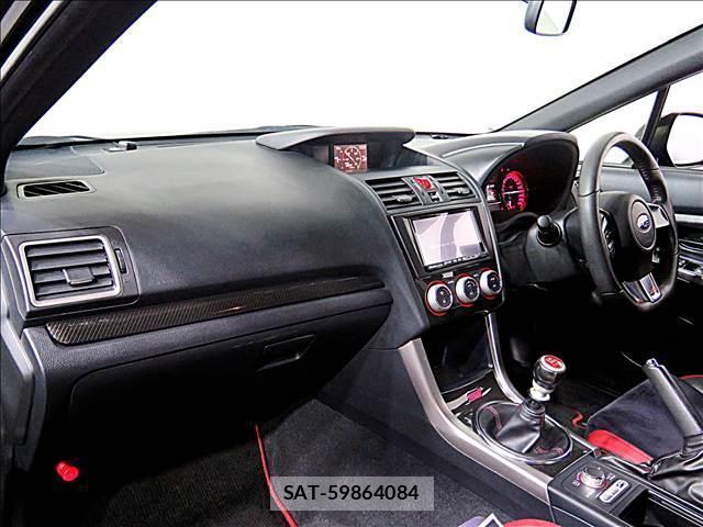 Subaru WRX S4 2015-01 8281263-12