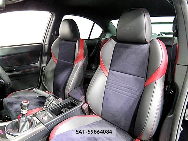 Subaru WRX S4 2015-01 8281263-13