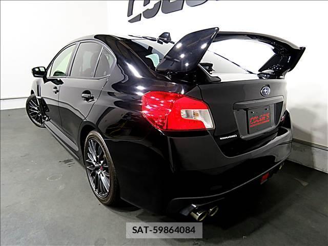 Subaru WRX S4 2015-01 8281263-3