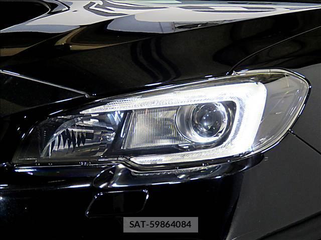 Subaru WRX S4 2015-01 8281263-8