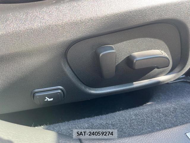 Subaru WRX S4 2017-11 8282521-10