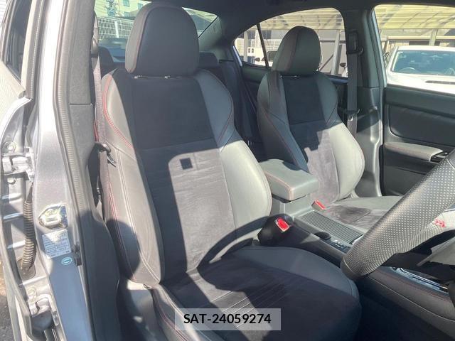 Subaru WRX S4 2017-11 8282521-11