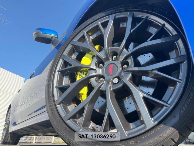Subaru WRX STI 2017-09 8282520-15
