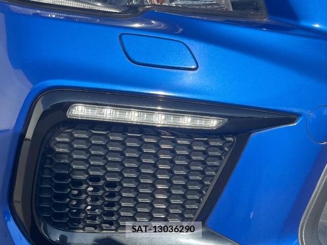 Subaru WRX STI 2017-09 8282520-17