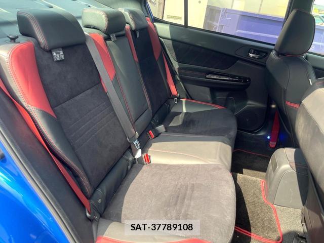 Subaru WRX STI 2017-10 8282814-12
