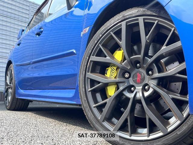 Subaru WRX STI 2017-10 8282814-15