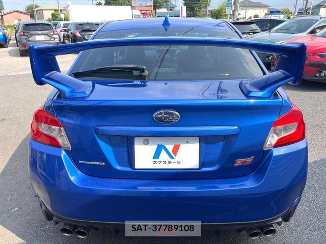 Subaru WRX STI 2017-10 8282814-17