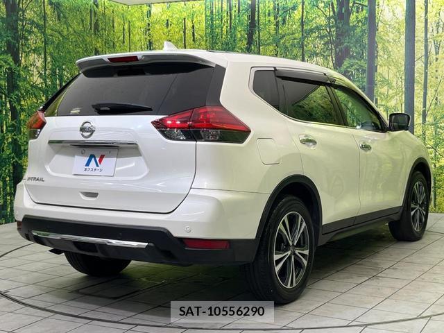 Nissan X-TRAIL 2018-09 8276785-16