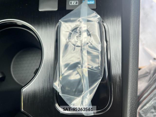 Nissan X-TRAIL 2026-03 8277130-9