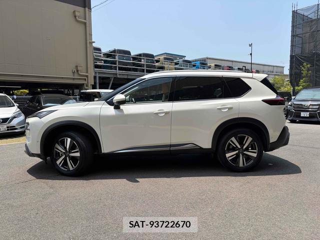 Nissan X-TRAIL 2025-07 8277298-16