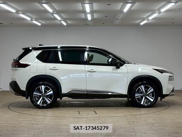 Nissan X-TRAIL 2023-12 8277335-17