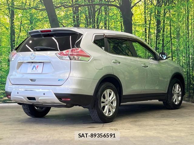 Nissan X-TRAIL 2014-01 8277526-16