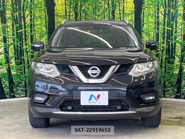 Nissan X-TRAIL 2015-09 8277530-13
