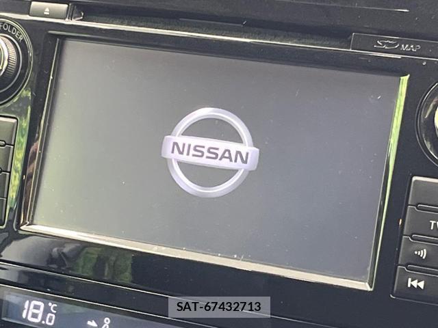 Nissan X-TRAIL 2016-12 8277532-2