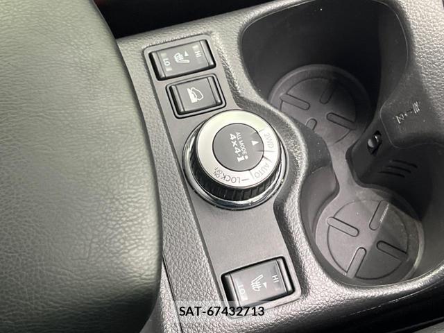 Nissan X-TRAIL 2016-12 8277532-6