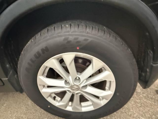 Nissan X-TRAIL 2014-01 8277551-4