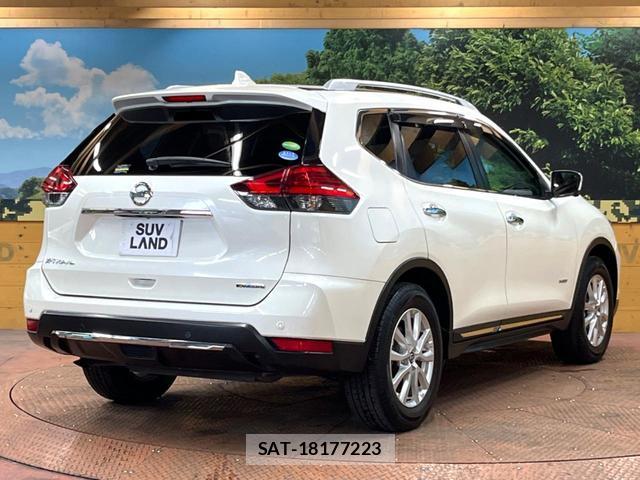 Nissan X-TRAIL 2019-03 8277747-16