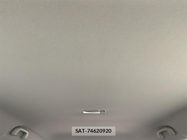 Nissan X-TRAIL 2015-08 8277827-10