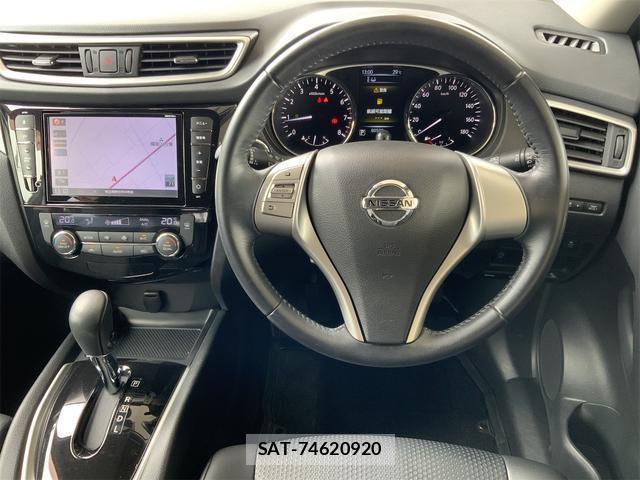 Nissan X-TRAIL 2015-08 8277827-14