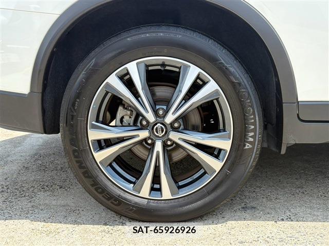 Nissan X-TRAIL 2019-05 8278120-16