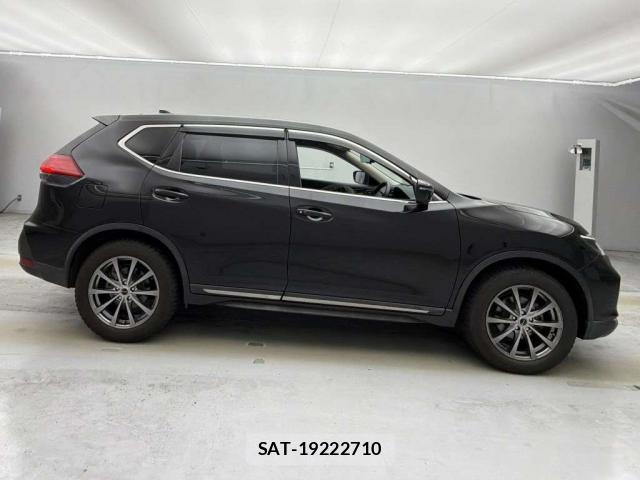 Nissan X-TRAIL 2022-01 8278929-8