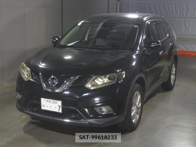 Nissan X-TRAIL 2016-04 8278933-3