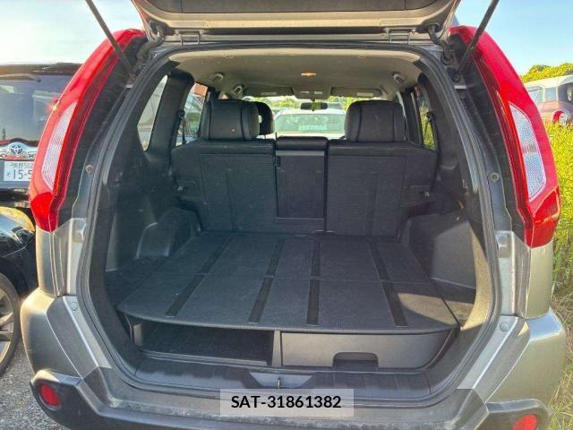Nissan X-TRAIL 2011-09 8278977-8