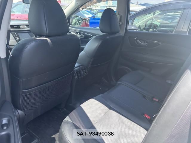Nissan X-TRAIL 2017-08 8278991-9