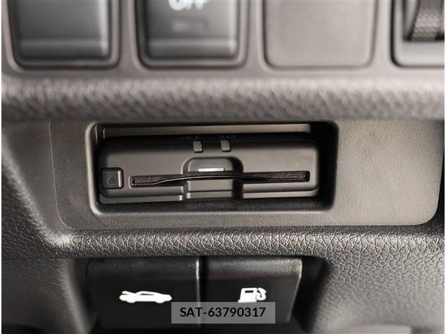 Nissan X-TRAIL 2021-03 8279099-11
