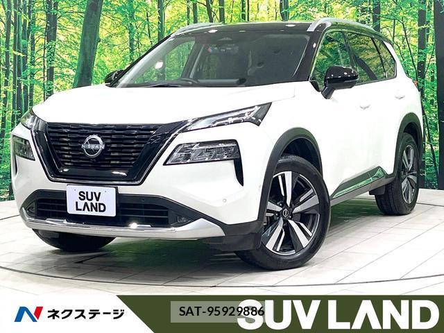 Nissan X-TRAIL 2023-08 8279263-0