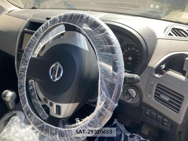 Nissan X-TRAIL 2008-12 8279693-16