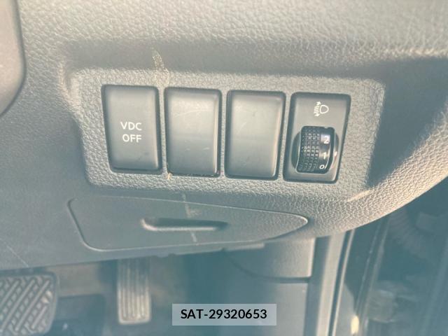 Nissan X-TRAIL 2008-12 8279693-17