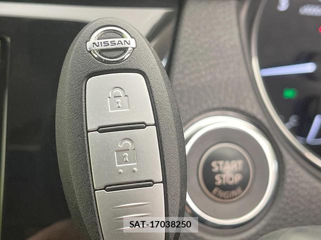 Nissan X-TRAIL 2015-02 8279967-6