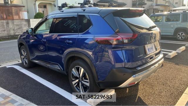 Nissan X-TRAIL 2022-10 8280613-13