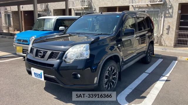 Nissan X-TRAIL 2013-03 8280638-0