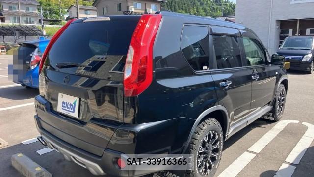 Nissan X-TRAIL 2013-03 8280638-12