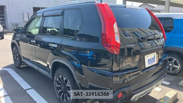 Nissan X-TRAIL 2013-03 8280638-13