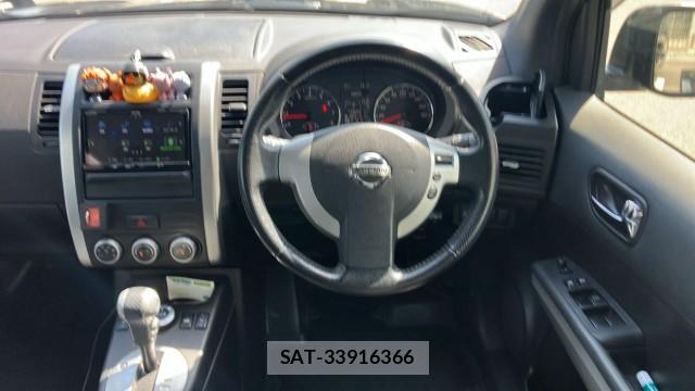 Nissan X-TRAIL 2013-03 8280638-16