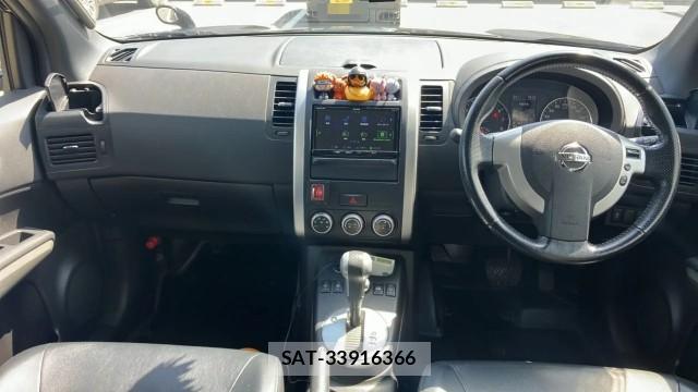 Nissan X-TRAIL 2013-03 8280638-2