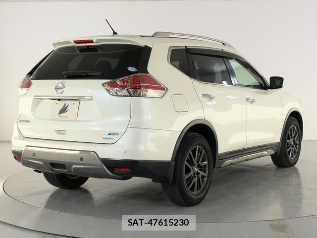 Nissan X-TRAIL 2015-06 8280814-1