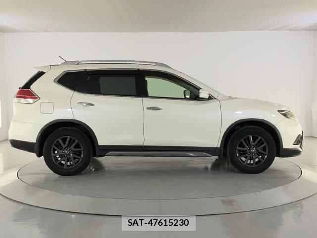 Nissan X-TRAIL 2015-06 8280814-6