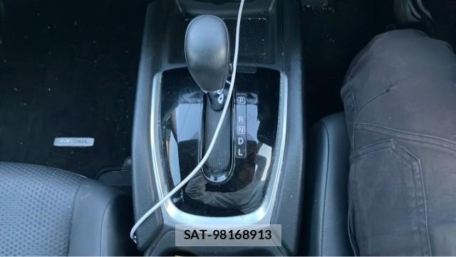 Nissan X-TRAIL 2017-05 8280927-14