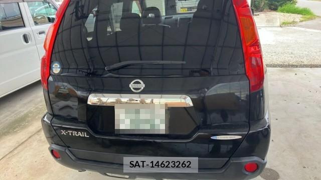 Nissan X-TRAIL 2007-11 8281096-1