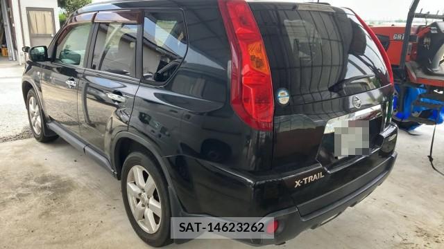 Nissan X-TRAIL 2007-11 8281096-13