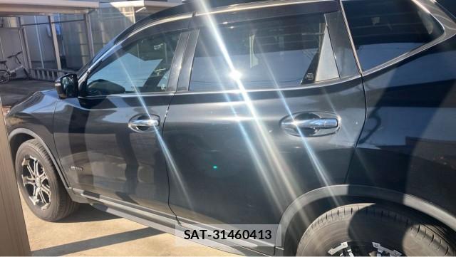 Nissan X-TRAIL 2018-03 8281120-10