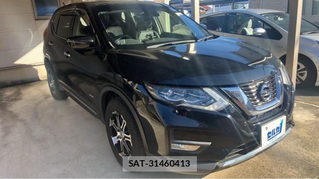 Nissan X-TRAIL 2018-03 8281120-11