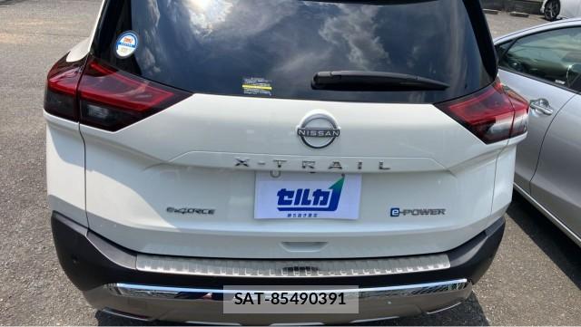 Nissan X-TRAIL 2024-10 8281135-1